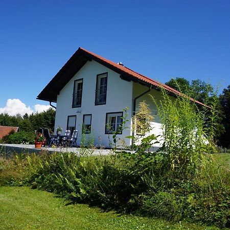 Ferienhaus Englburg in absolut ruhiger Lage Tittling Exterior foto