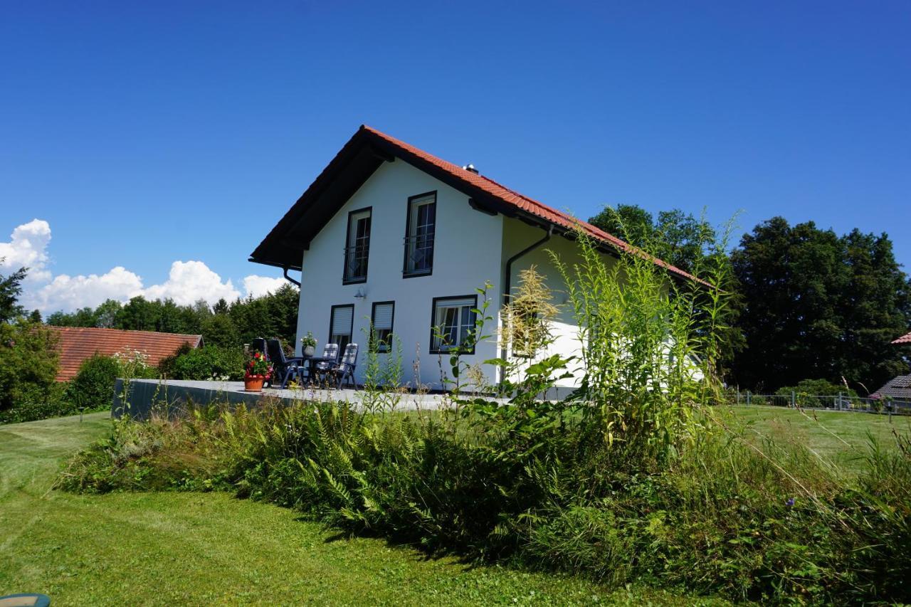 Ferienhaus Englburg in absolut ruhiger Lage Tittling Exterior foto